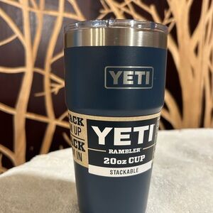 YETI Rambler 20oz Stackable Tumbler - Navy